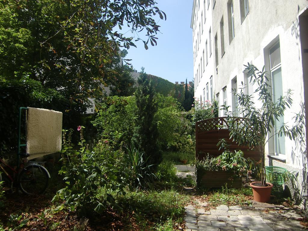 Premium Apartments Klimschgasse Vienna Exterior photo